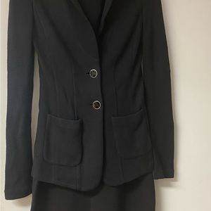 ST JOHN CAVIAR TWO PC